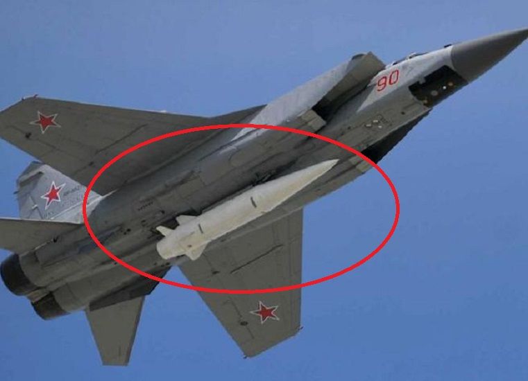 Jet tempur Rusia MiG 31K membawa rudal hipersonik Khinzal 
