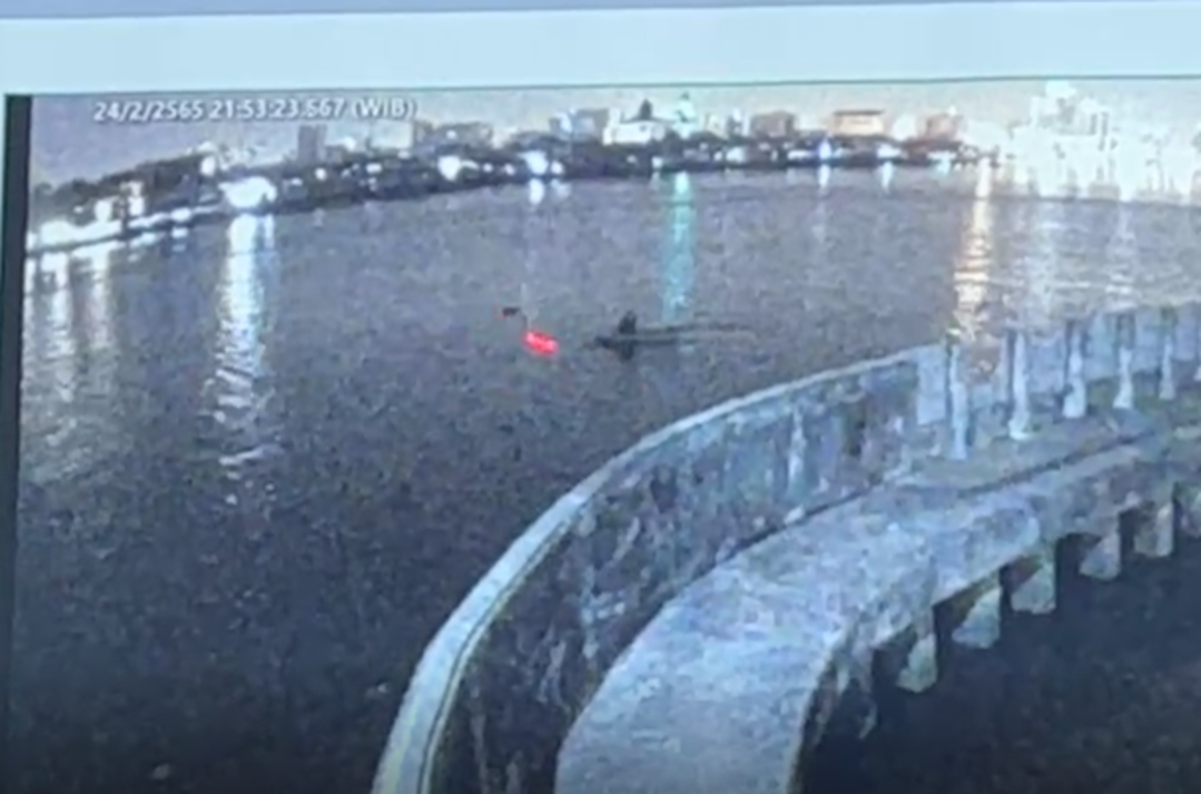 Video Rekaman CCTV, Sempat Dihampiri Seseorang dengan Perahu, Diduga Tangmo Nida Terapung Malah Tak Dibantu