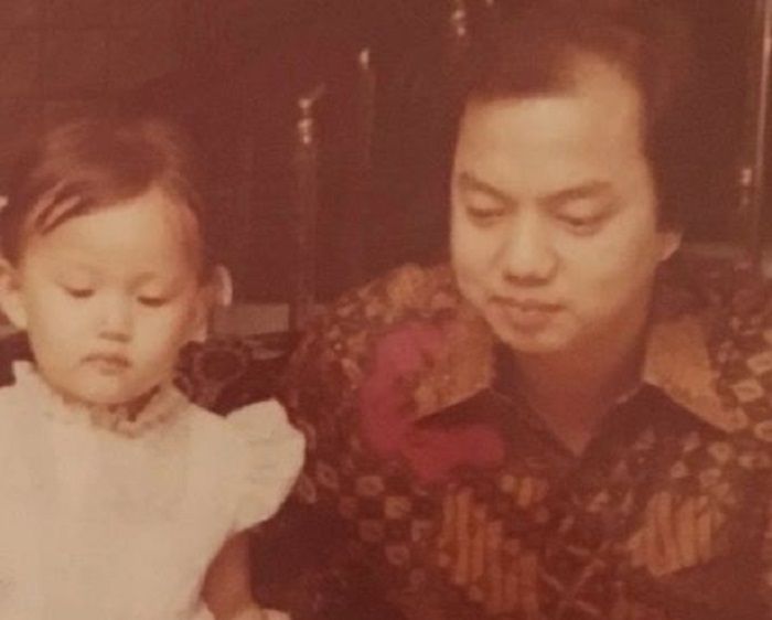 Foto Grace Tahir bersama dengan sang ayah, Dato Sri Tahir 