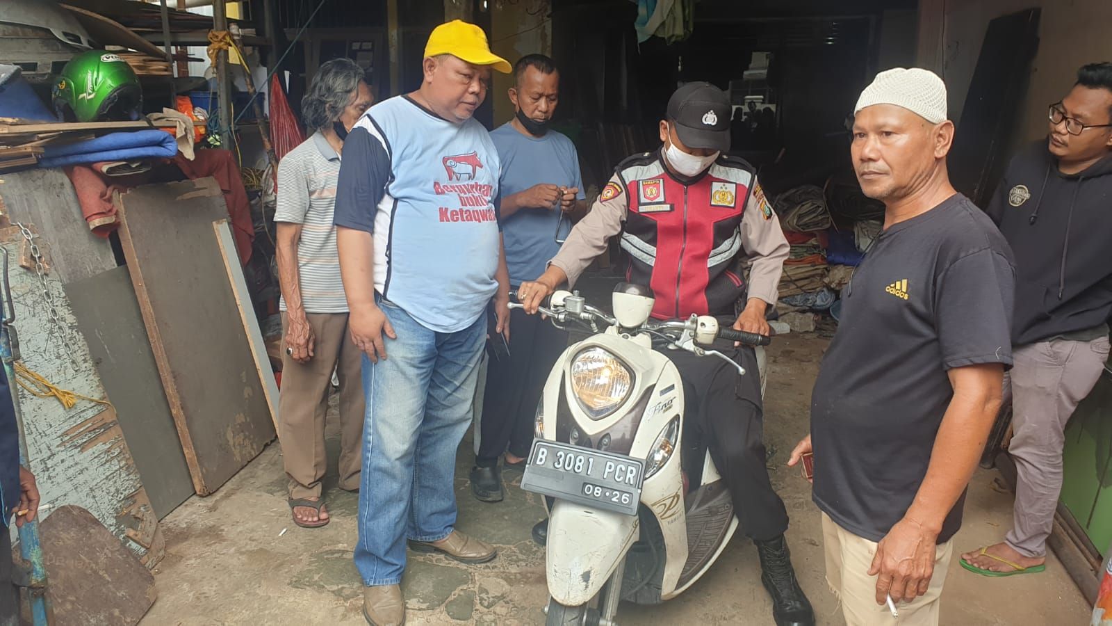 Sepeda motor pelaku jambret diamankan warga Bintaro