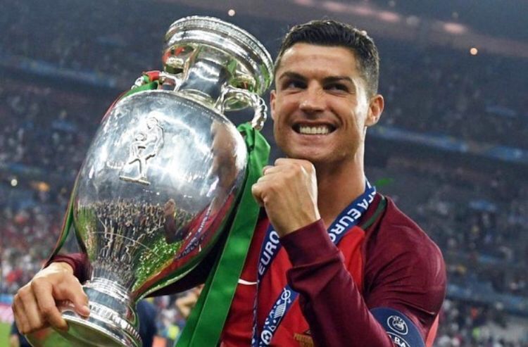 Ronaldo Bawa Portugal Juara Piala Euro 2016 Kini Bawa Lolos Ke Piala Dunia 2022 Qatar Ini