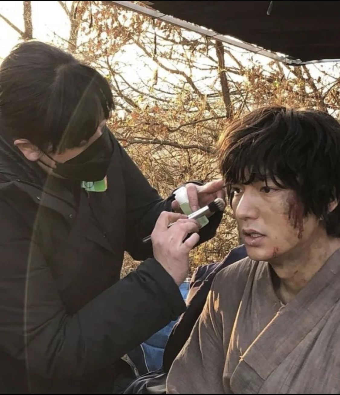 Tampilan Lee Min Ho saat berperan di Pachinko.