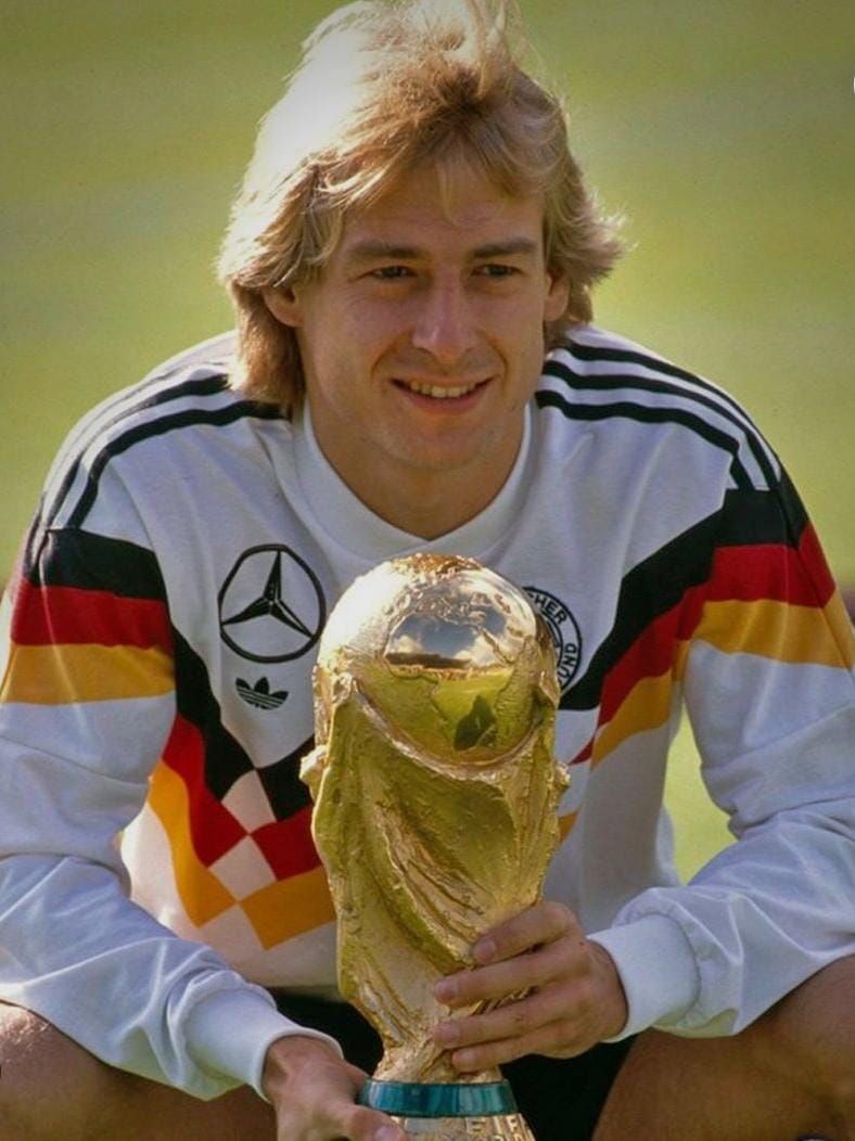 Legenda Piala Dunia Jurgen Klinsmann Penjual Roti Yang Menjadi Kapten Jerman./Tangkap Layar Instagram dw_kickoff