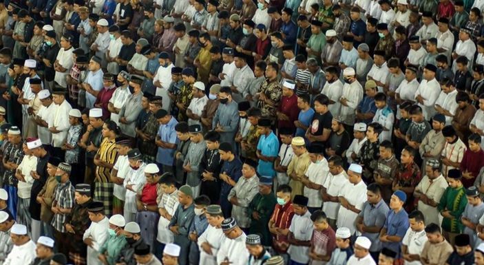 Bacaan Niat Sholat Tarawih dan Witir Ramadhan 2022 dengan Bahasa Arab, Latin dan Terjemahannya