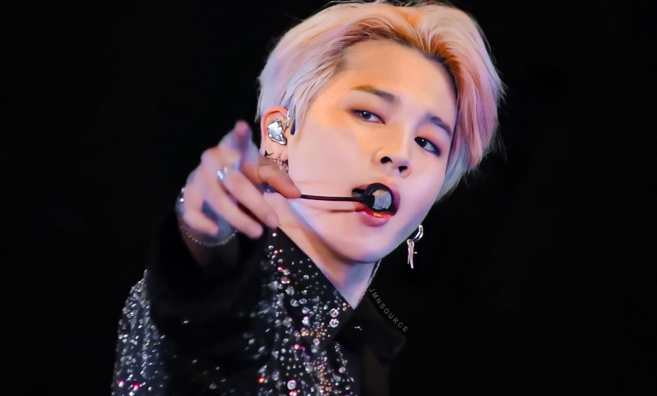 10 Harga Fashion Harian Hingga Konser Jimin BTS, Dominan LV!