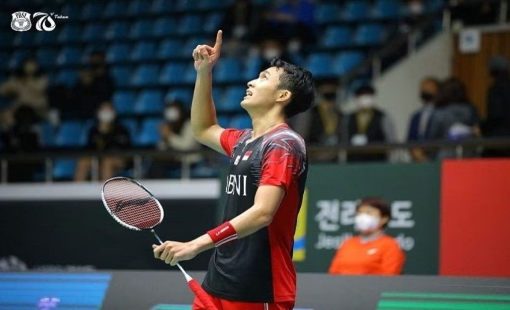 Salah satu andalan tunggal putra Indonesia Jonatan Christie alias Jojo dan duet ganda putra Fajar / Rian harus bertarung dengan teman se Pelatnas  di semifinal Badminton Asia Championship 2022 hari ini.