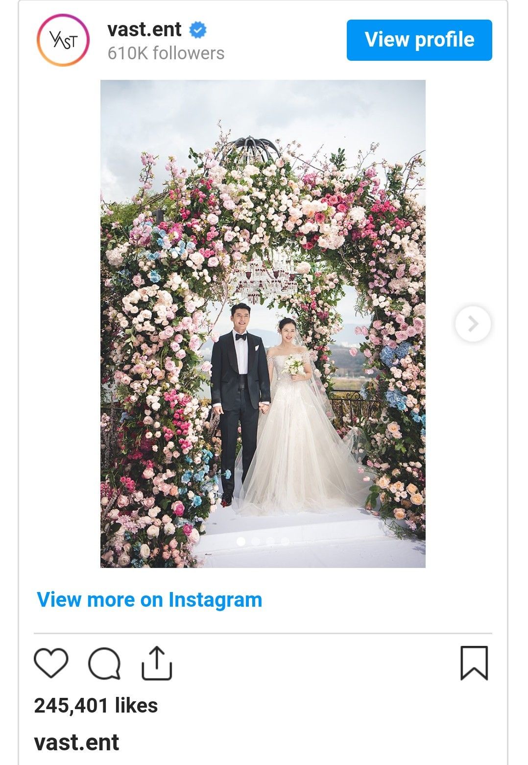 Hyun Bin dan Son Ye Jin Berbagi Foto Baru Dari Upacara Pernikahan Mereka!