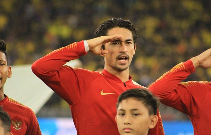 Persib Bandung Berhenti Berburu Stefano Lilipaly, Kini Dikabarkan Dekati Bek Bali United Gavin Kwan