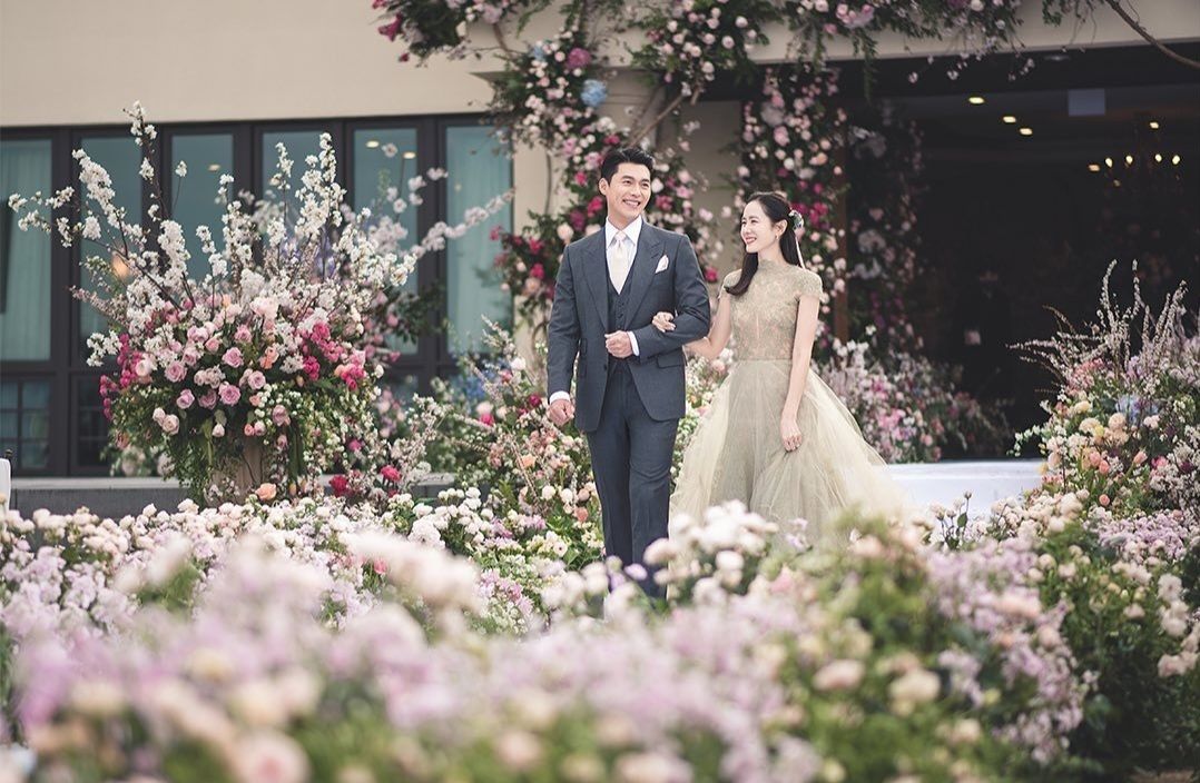 Foto pernikahan Hyun Bin dan Son Ye Jin./Instagram/@vast.ent