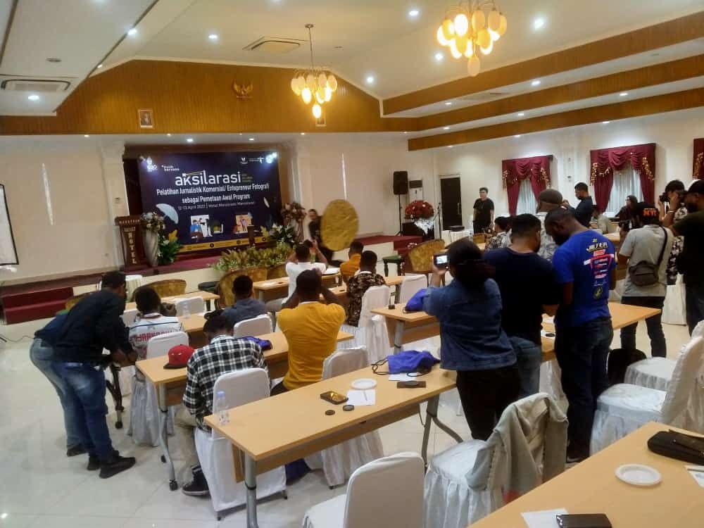 Suasana Kegiatan Pelatihan Jurnalistik dan FotoGRAFI.