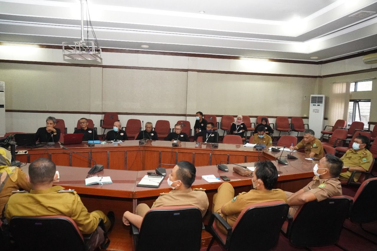 Rapat evaluasi proses dan tahapan pembangunan gedung MPP Subang. 19 April 2022.