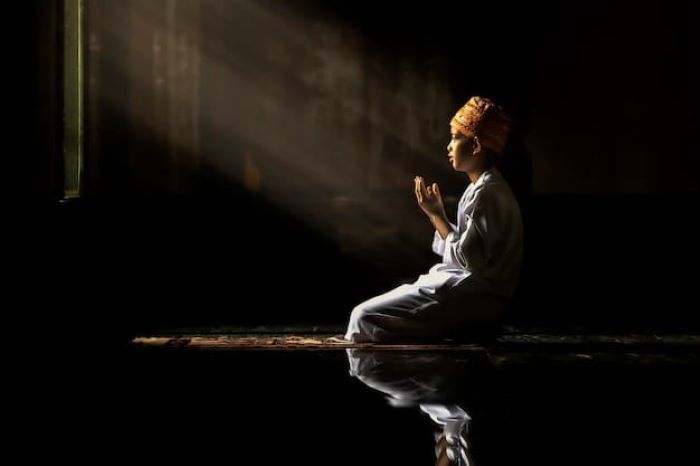 Ilustrasi/Inilah Tata Cara Itikaf di Masjid Pada Bulan Ramadhan 2023 dan Waktu yang Paling Afdol!