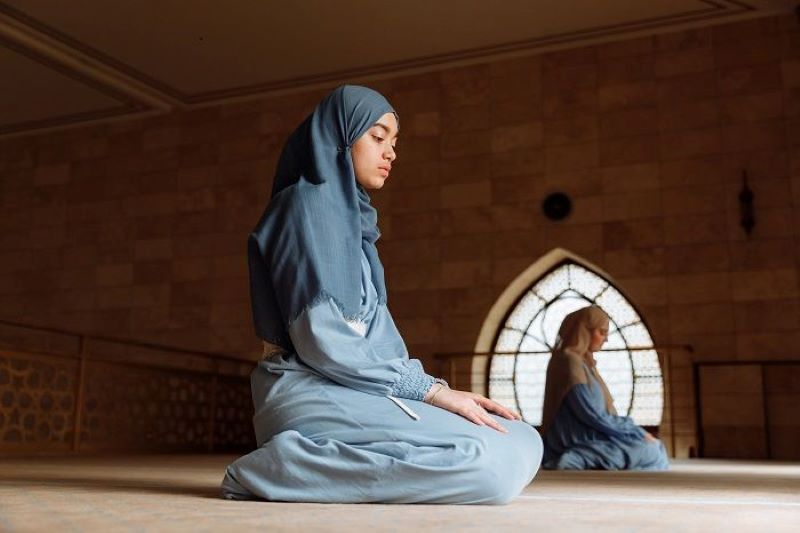 Ilustrasi perempuan haid pada bulan suci Ramadhan.