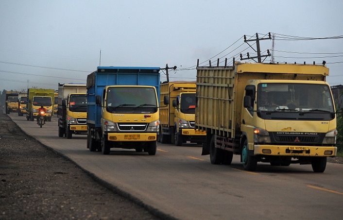 Jadwal Dan Daftar Mobil Angkutan Barang Dilarang Melintas Di Tol Dan ...