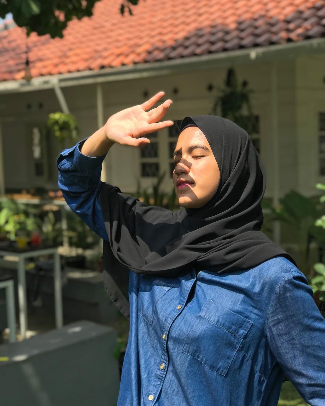 Potret Shella Bernadetha, Atlet Bola Voli Proliga 2023 Perkuat Bandung BJB Tandamata/Instagram @shellabernadethaa