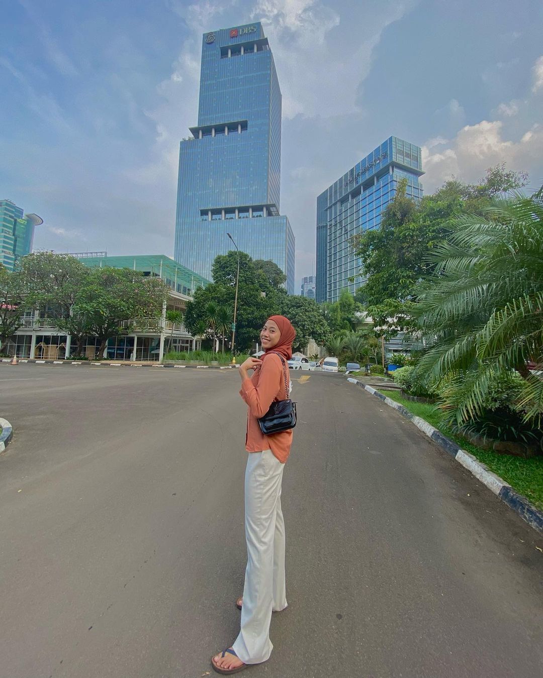 10 Potret Megawati Hangestri di Luar Lapangan, Gaya Atlet Timnas Voli Putri SEA Games 2021 Saat Tak Berlaga/Instagram @megawatihangestrip