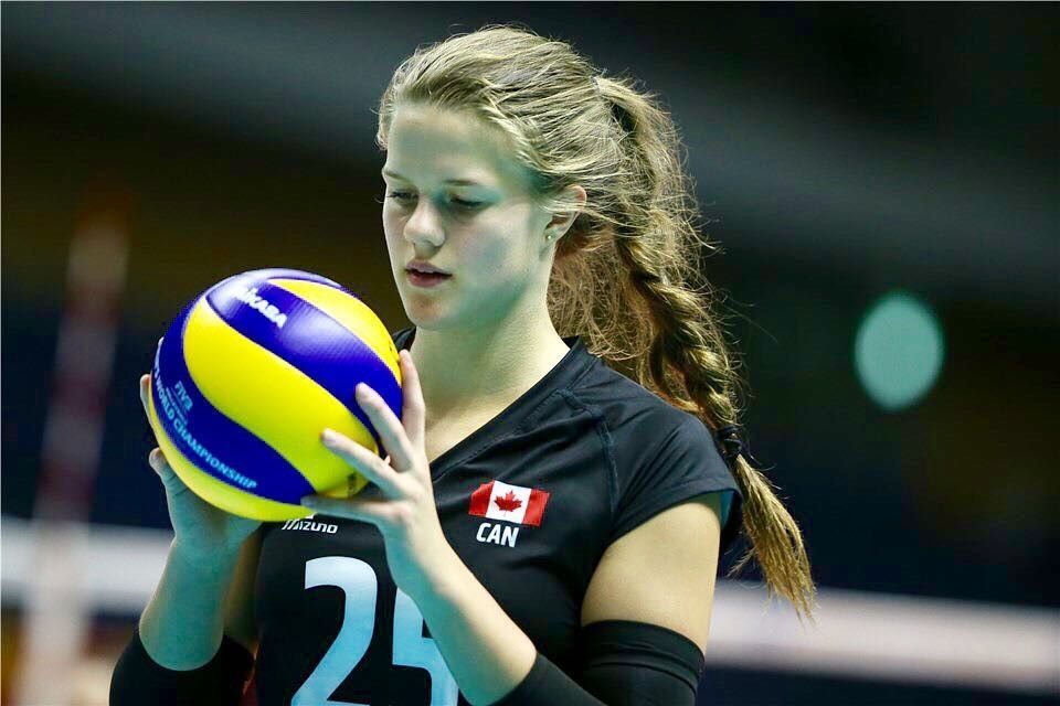 Potret Cantik Kiera Van Ryk, Atlet Voli Putri Kanada Pencetak Poin di Volleyball Nations League 2022