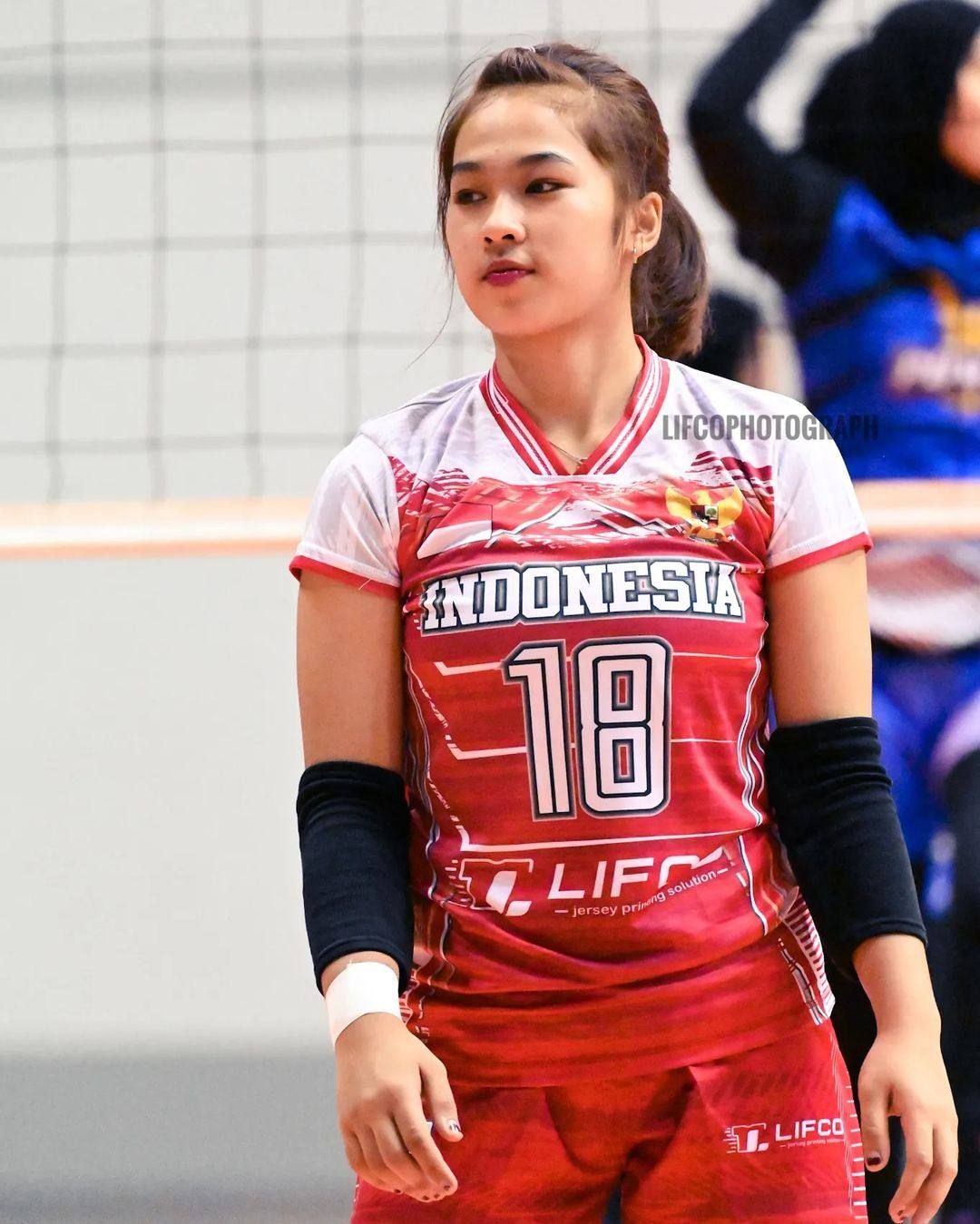 Potret Sania Clarisaa Putri, Atlet Bola Voli Proliga 2023 Gresik Petrokimia Pupuk Indonesia