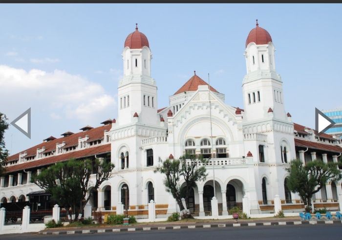 Lawang Sewu yang menjadi ikon kota Semarang