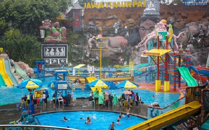 Harga tiket dan jadwal operasional Jatim Park 1, 2, dan 3, untuk harga tiket weekday dan weekend.