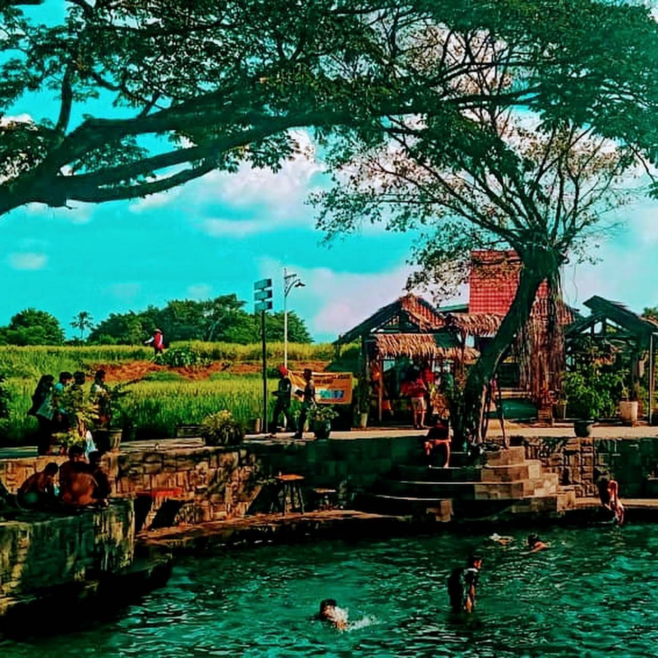 Umbul Besuki berlokasi di Dusun Kiringan, Desa Ponggok, Kecamatan Polanharjo, Kabupaten Klaten. 