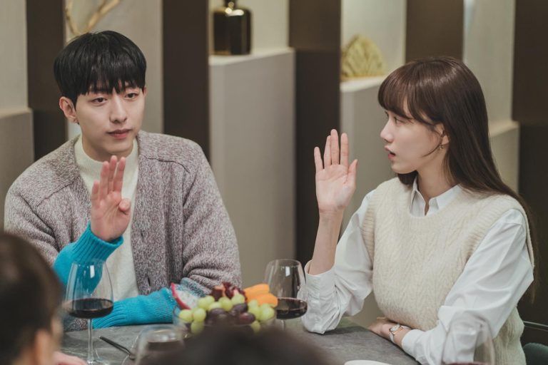 Sinopsis Shooting Stars Episode 7, Kim Young Dae Gelisah Lee Sung Kyung dan Lee Jung Shin Semakin Dekat