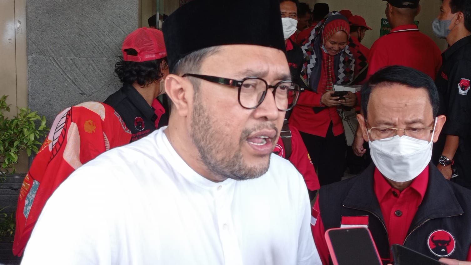 Ketua DPD PDIP Propinsi Jawa Ono Surono/SABACIREBON