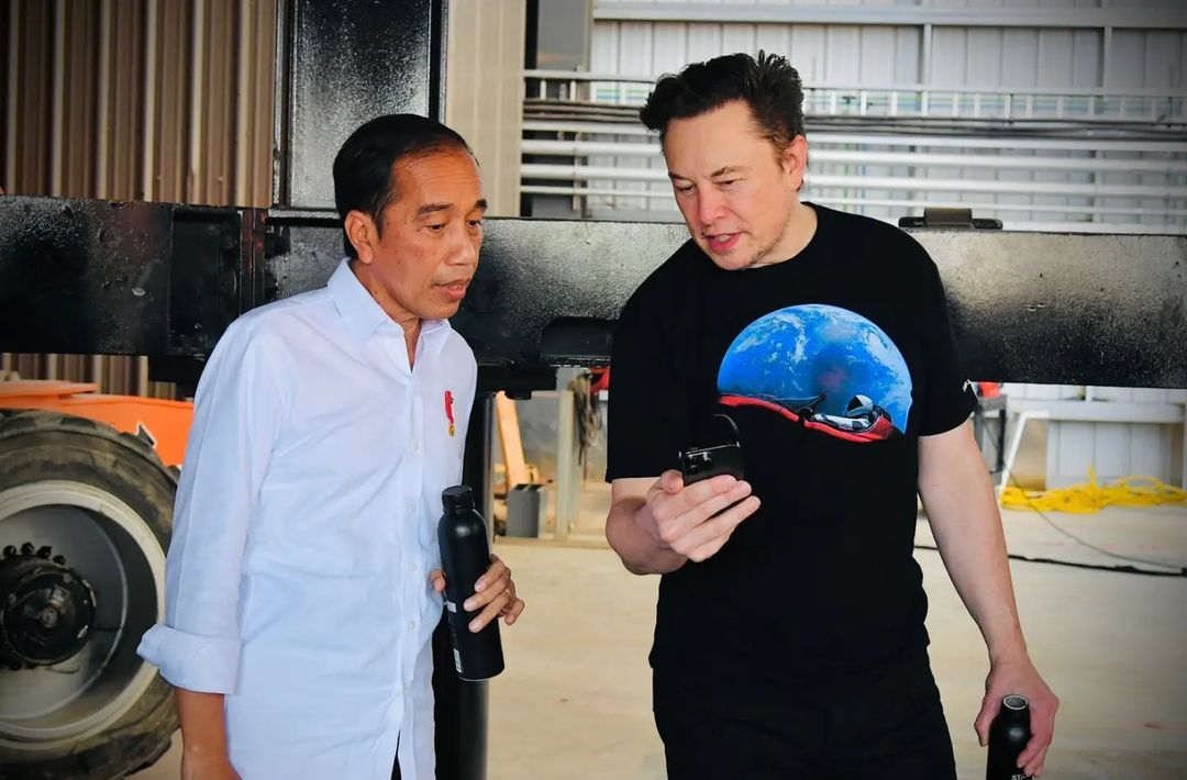 Presiden tiba di Gedung Stargate Space X sekitar pukul 10.30 waktu setempat disambut langsung oleh Elon Musk. /foto: BPMI/