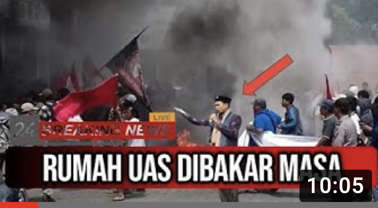 Thumbnail video yang mengatakan rumah Ustadz Abdul Somad dibakar oleh massa