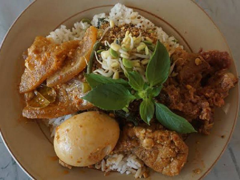 Makanan khas Klaten nasi tumpang lethok