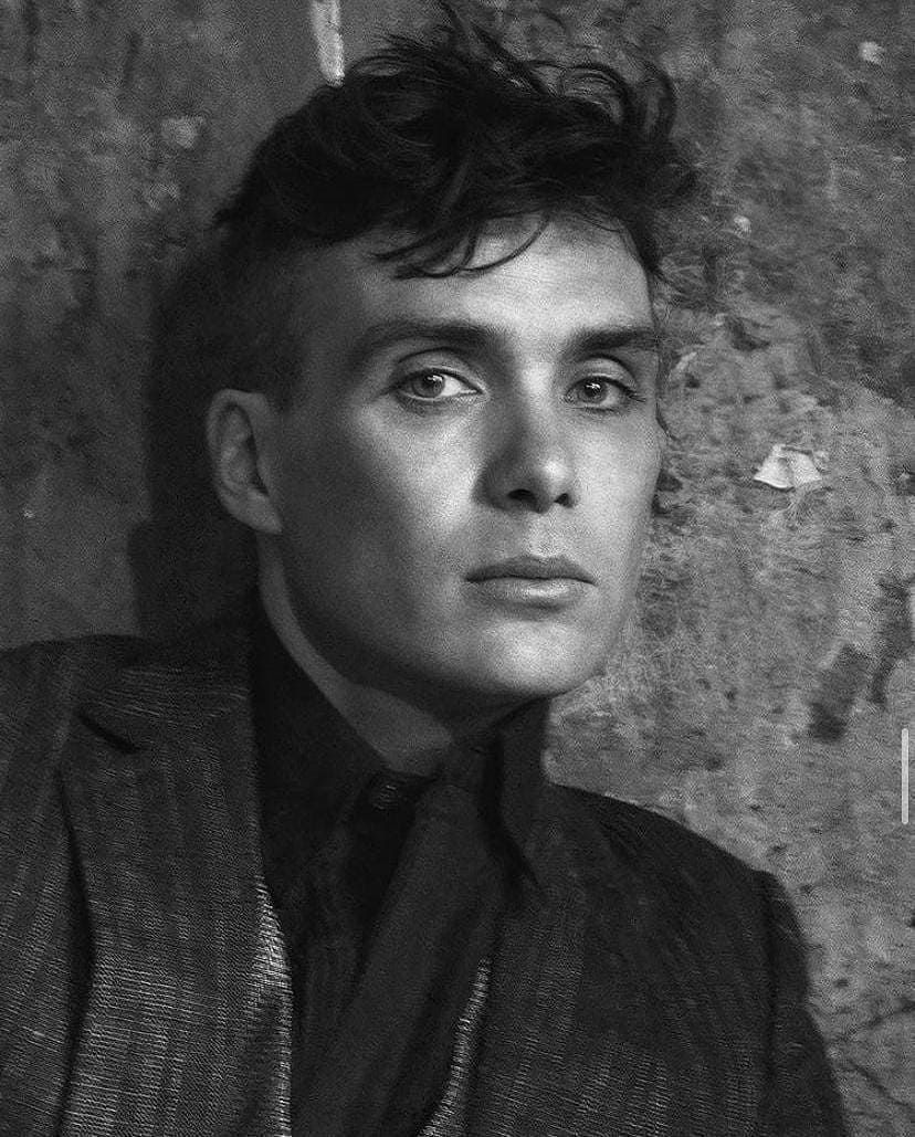 Siapa Thomas Shelby? Inilah Sosok Pemimpin Geng Peaky Blinders yang ...