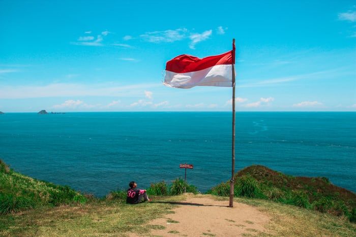 ILUSTRASI 6 weton yang paling langka menurut Primbon Jawa salah satunya cinta tanah air.