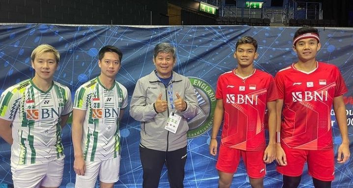 Ganda putra Indonesia Fikri-Bagas, Marcus-Kevin dan pelatih coach Herry IP /Instagram @herry_ip/