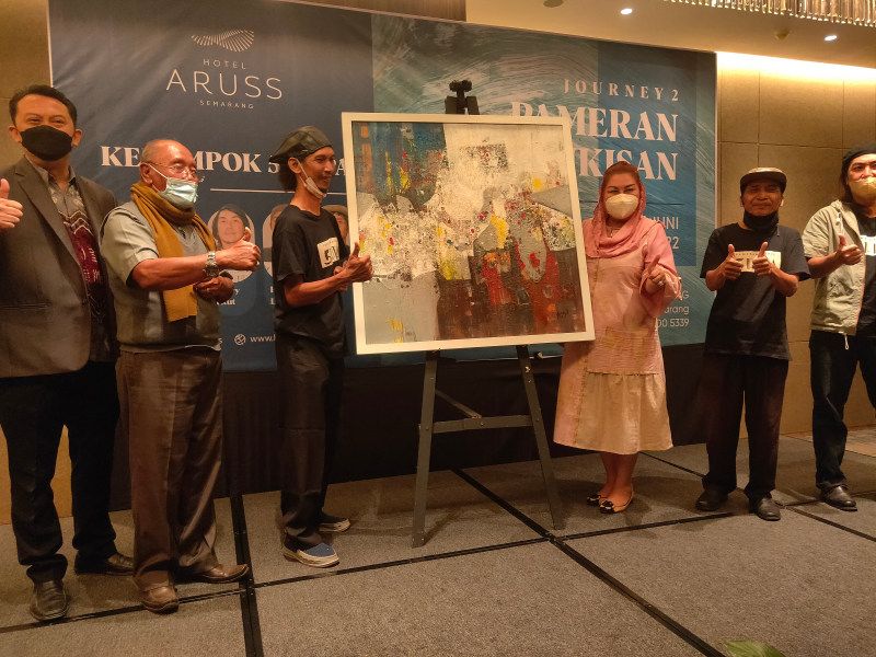 Pameran Lukisan Kelompok 5 Rupa 'Journey 2' di Hotel Aruss, Mbak Ita: Inspirasi Kebangkitan Seniman Paska Pandemi