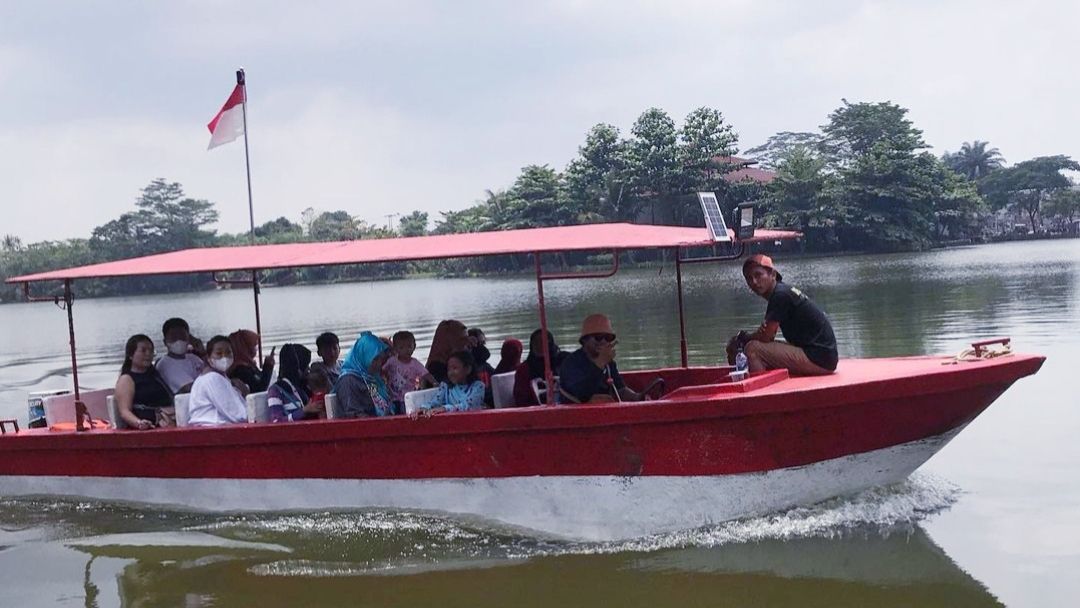 Wisata Setu Lebakwangi Desa Wisata Pamegarsari Bogor Jawa Barat 
