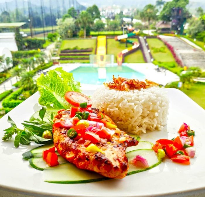 Berwisata mirip ldi luar negeri sekaligus wisata kuliner di The High Land Park Resort Bogor