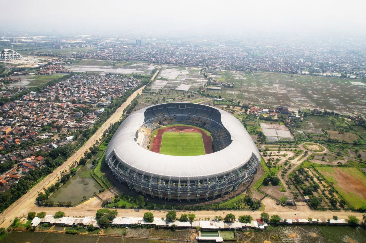 Masih Pandemi, Stadion GBLA Hanya Tampung 15.000 Penonton Untuk Piala ...