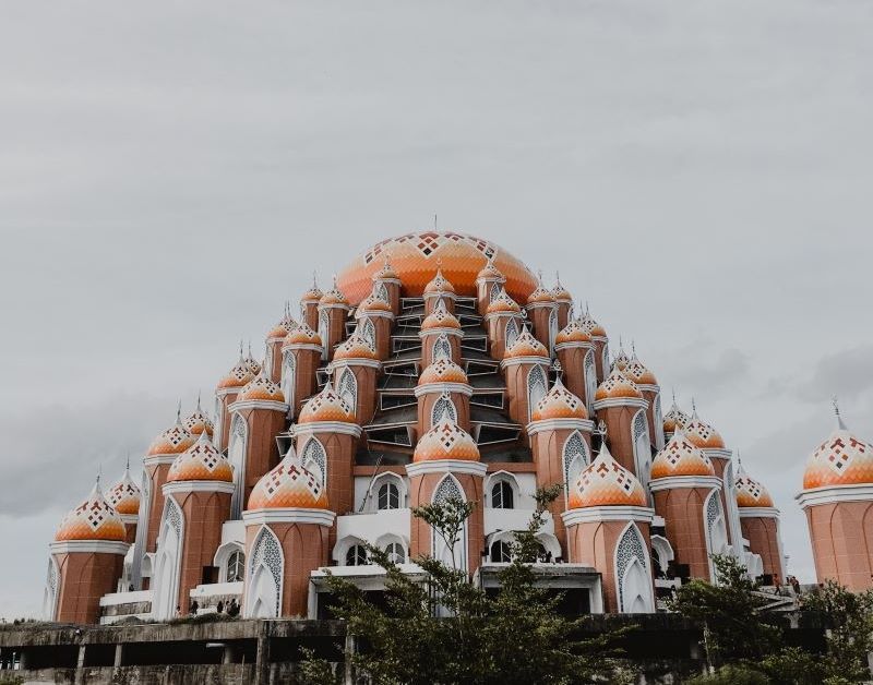 Wisata Religi di 11 Masjid Karya Ridwan Kamil, Bangunan Unik