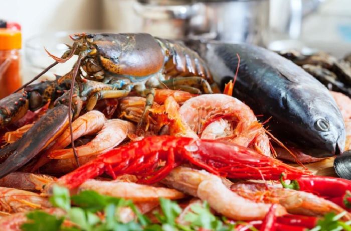Ilustrasi seafood. 7 Rekomendasi Seafood di Kota Pekalongan Terkenal Enak, Aneka Makanan Laut Ada
