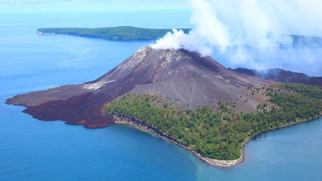 Gunung Krakatau sebagai tempat healing terbaik di Banten