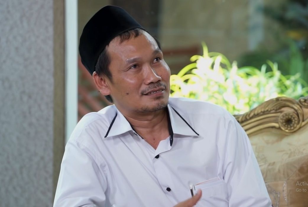 KH. Bahauddin Nursalim alias Gus Baha