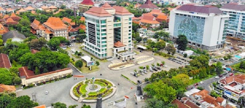 Universitas Negeri Malang (UM)