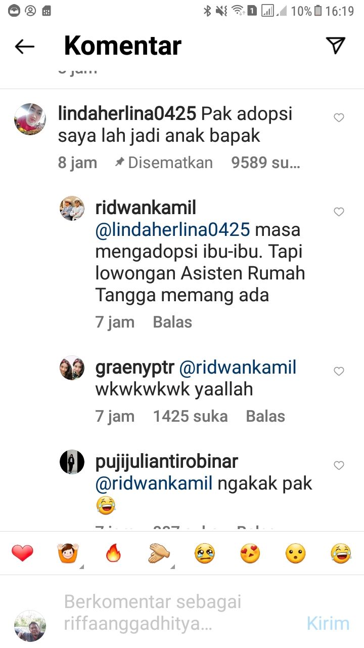 Ridwan Kamil menjawab pertanyaan netizen yang diadopsi dan menyebut lowongan asisten rumah tangga