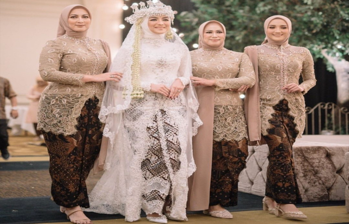 Model Kebaya akad nikah hijab modern
