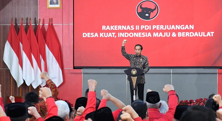 Presiden Jokowi menyampaikan sambutannya dalam Pembukaan Rapat Kerja Nasional (Rakernas) II Partai Demokrasi Indonesia Perjuangan (PDIP) pada Selasa, 21 Juni 2022. Foto: BPMI Setpres/Kris.