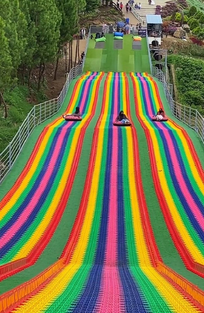 Photo untuk wisata rainbow slide lembang.