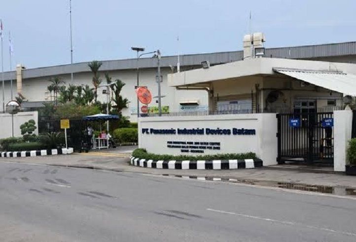 PT Panasonic Batam membuka lowongan kerja untuk bagian Operator Wanita lulusan SMA dan SMK.