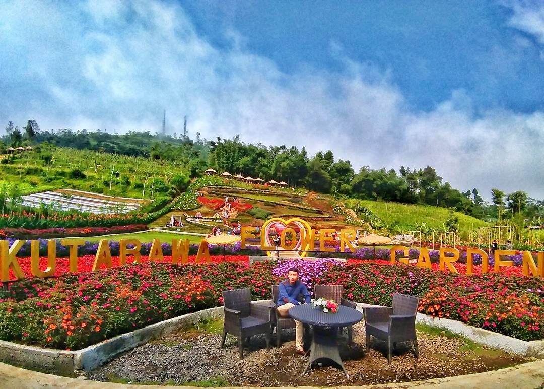 Kutabawa Flower Garden. 5 Wisata Alam Instagramable di Purbalingga, Mulai Dari yang Romantis Hingga yang Cocok Untuk Wisata Keluarga