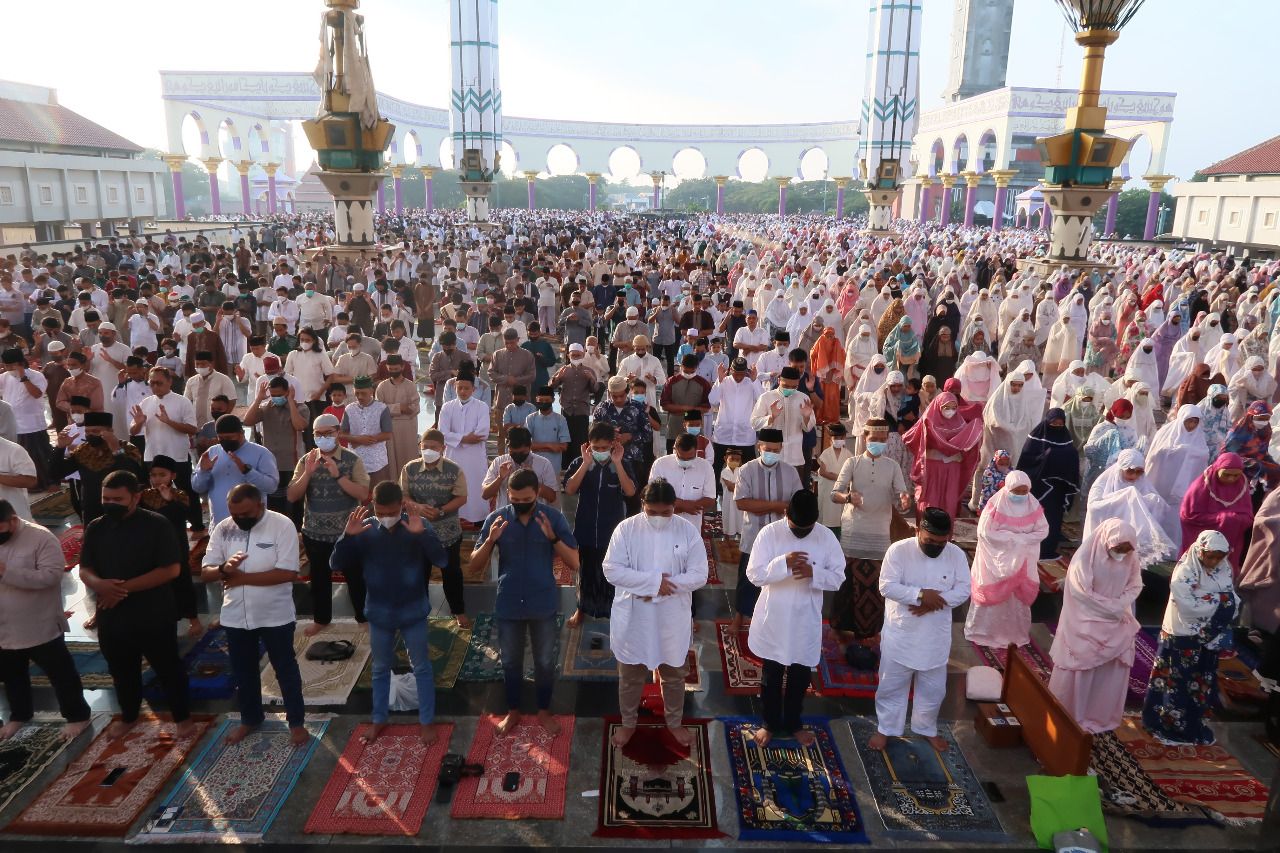 Ilustrasi Sholat Idul Adha. Ustadz Adi Hidayat Menjadi Khatib Shalat Idul Adha di Bekasi, Jelaskan Keutamaan Idul Adha