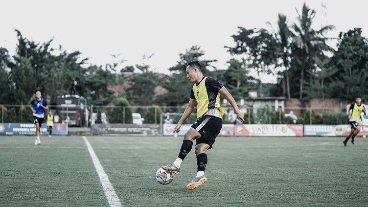 Jajang Sukmara sudah berlatih kembali bersama Dewa United FC